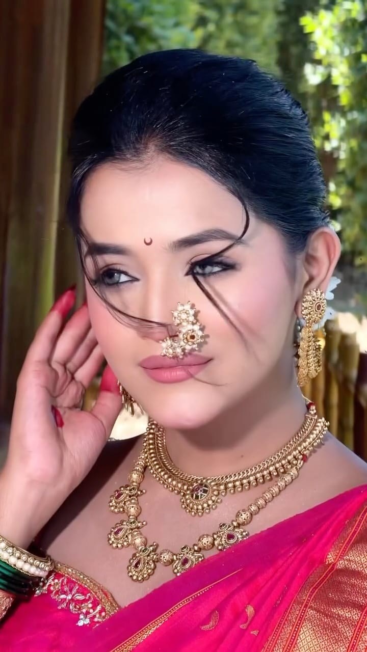 Post 9 by Sonali Bankar on Instagram (video)