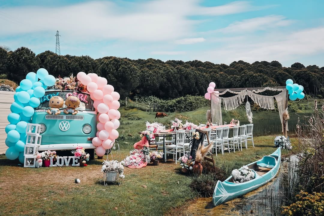 Post 7 by AHESTE KARAVAN on Instagram (carousel)