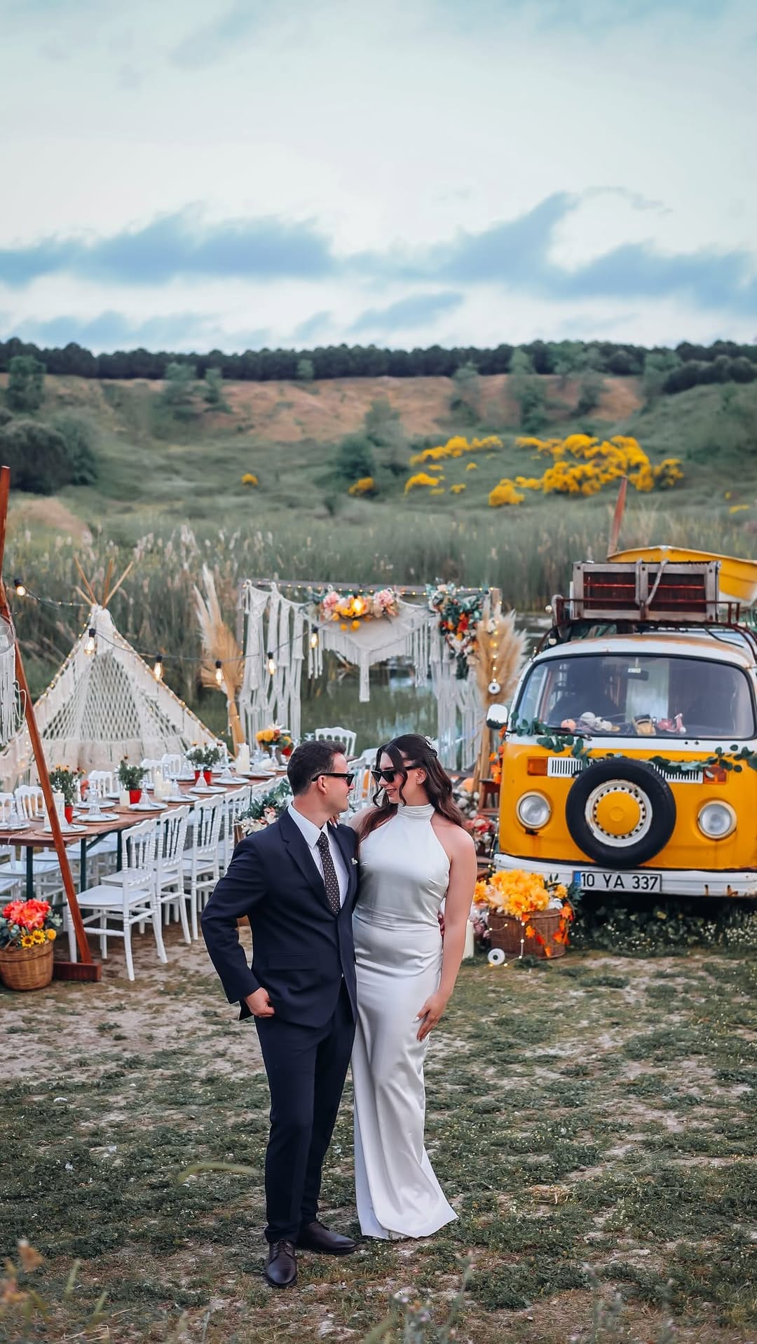 Post 6 by AHESTE KARAVAN on Instagram (video)