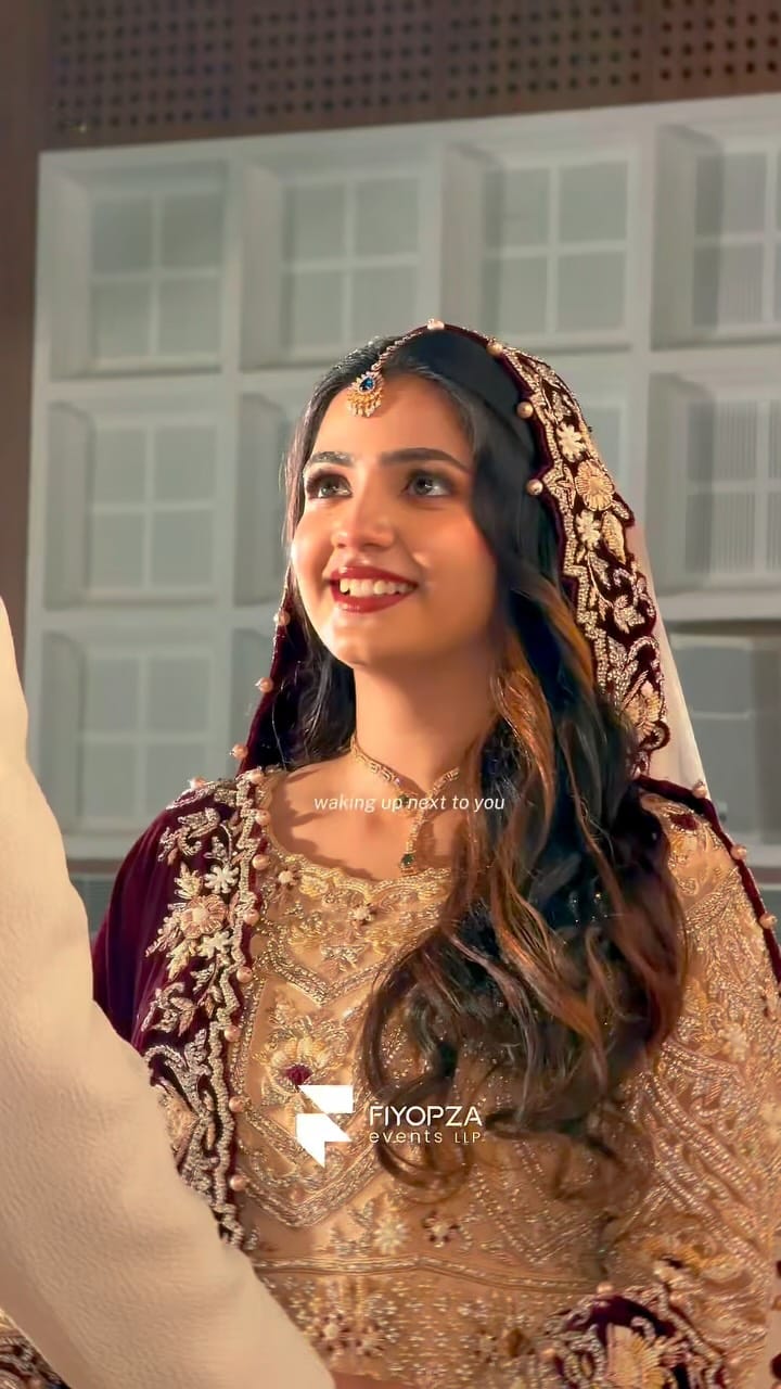 Post 3 by Makeup By Muneera Shiyas on Instagram (video)