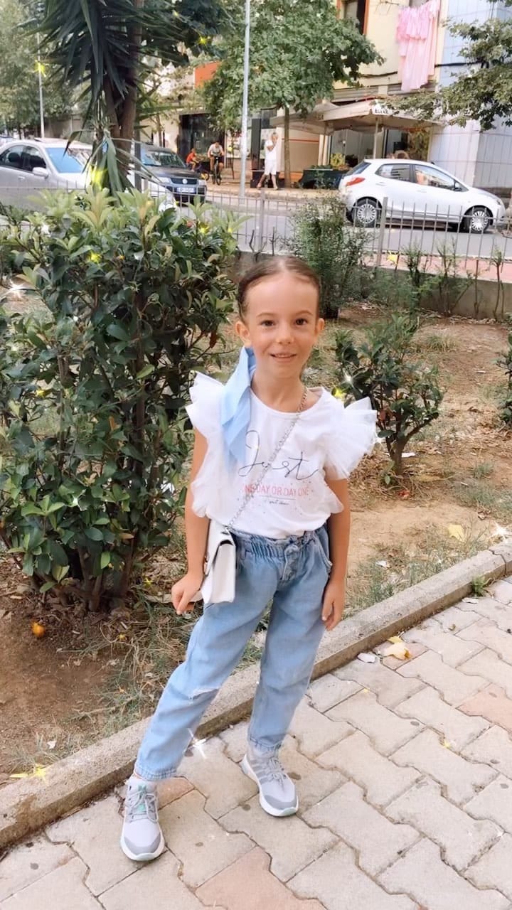 Post 10 by Ajra 💃💃little fashion on Instagram (video)
