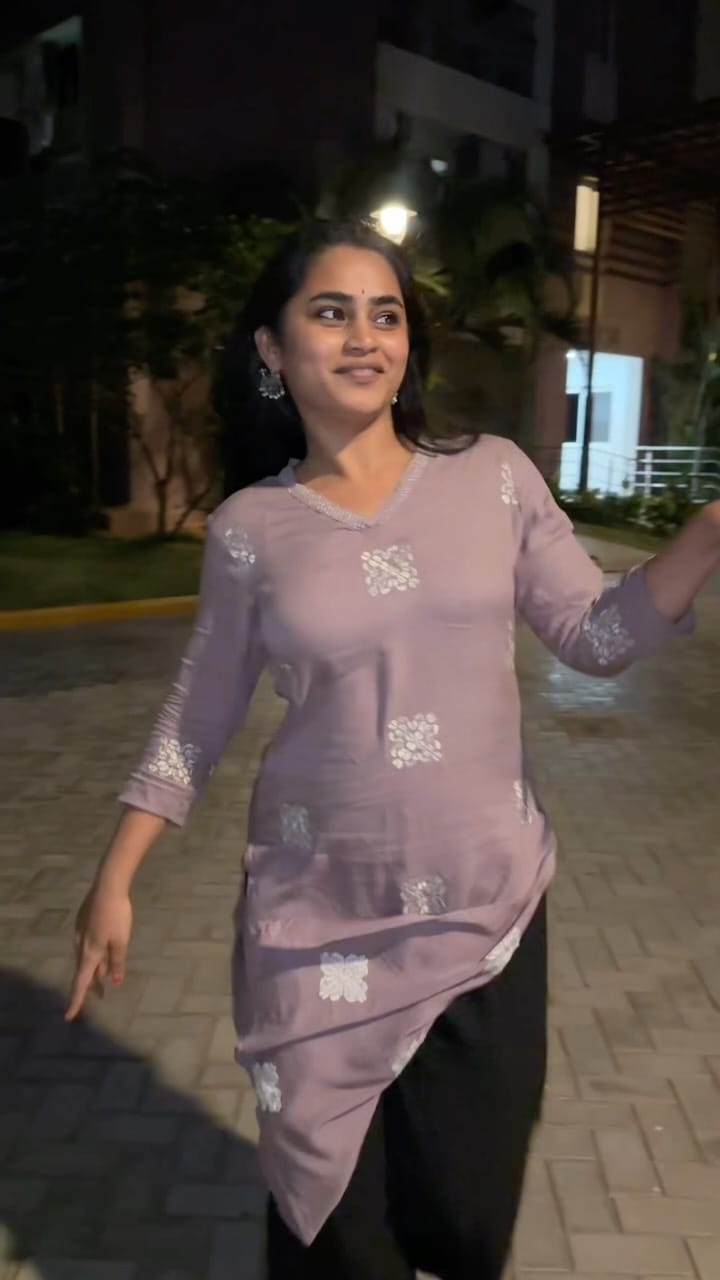Post 5 by Sowmya D on Instagram (video)