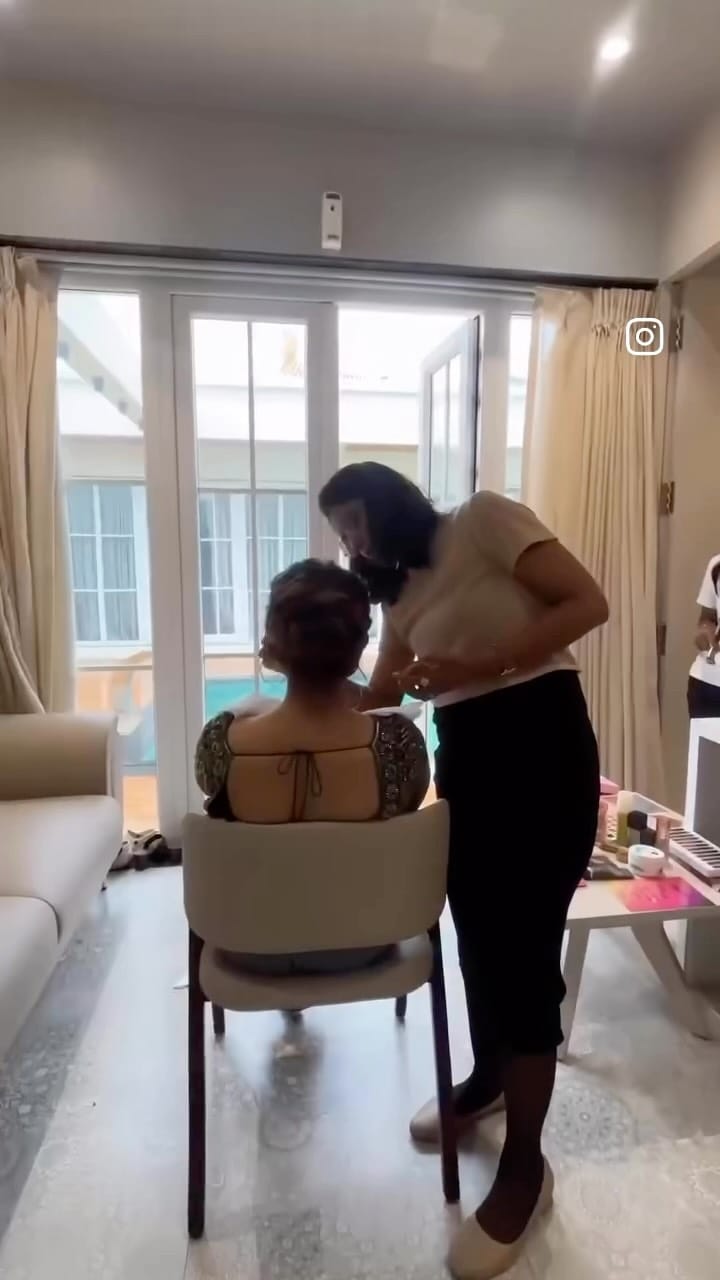 Post 10 by Madhuri More | Nashik Bridal Makeup Artist on Instagram (video)
