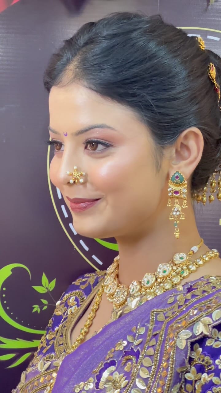 Post 1 by Madhuri More | Nashik Bridal Makeup Artist on Instagram (video)
