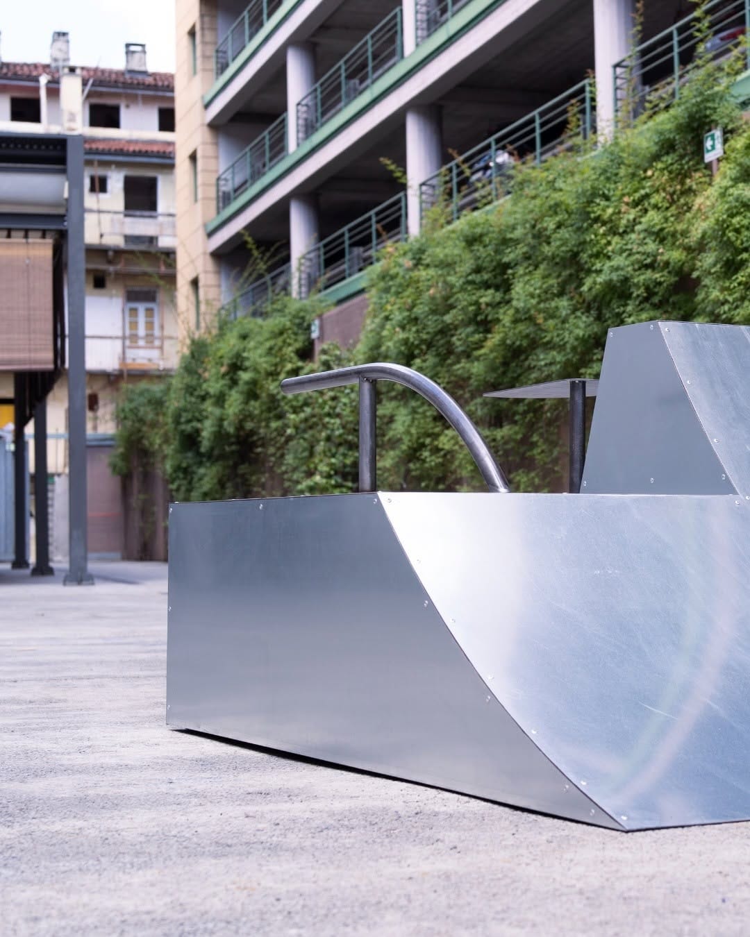 Post 2 by TESTATONDA | Product & Interior Design Studio on Instagram (carousel)