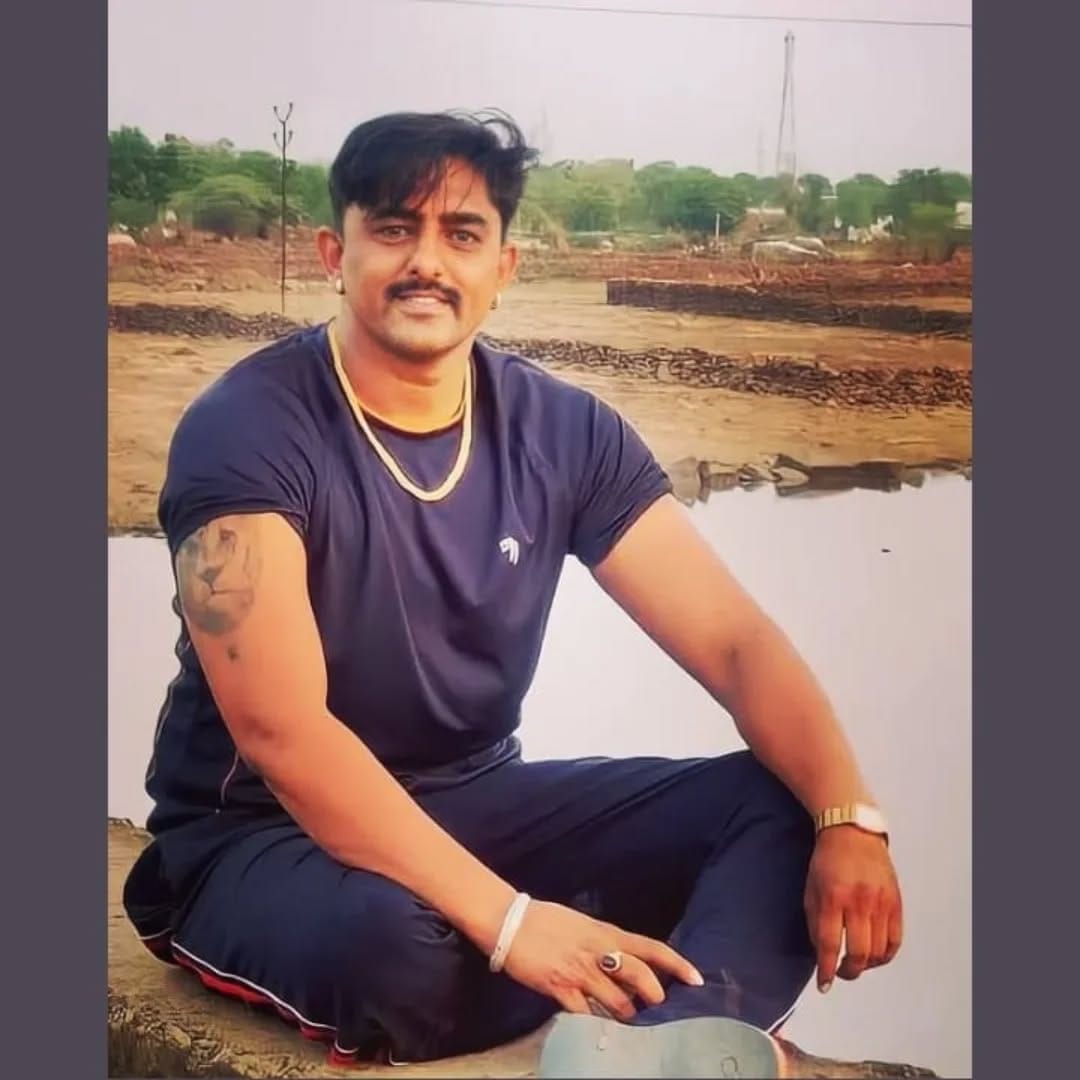 Post 10 by Deva Don Kota on Instagram (image)