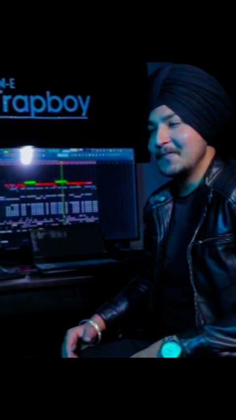 Post 6 by Gulab Mahal (ਗੁਲਾਬ ਮਾਹਲ) on Instagram (video)