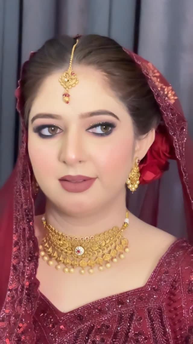 Post 8 by Sahiba Butt | Makeup Artist on Instagram (video)