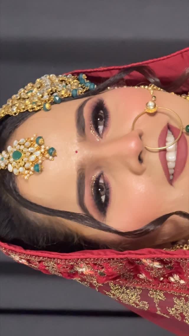 Post 1 by Sahiba Butt | Makeup Artist on Instagram (video)