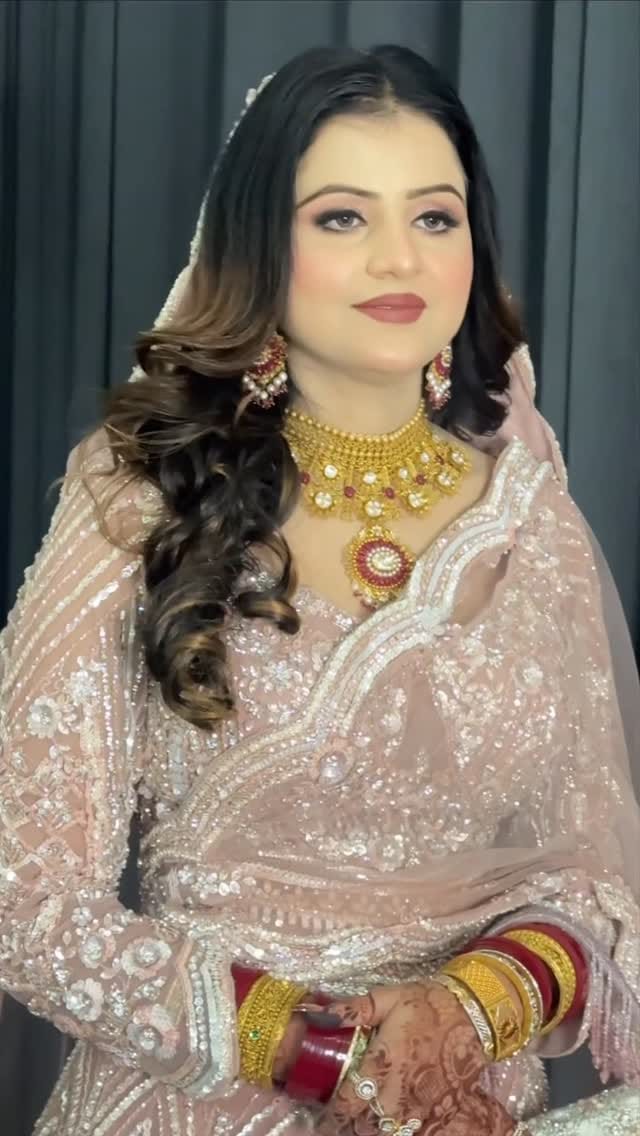 Post 5 by Sahiba Butt | Makeup Artist on Instagram (video)