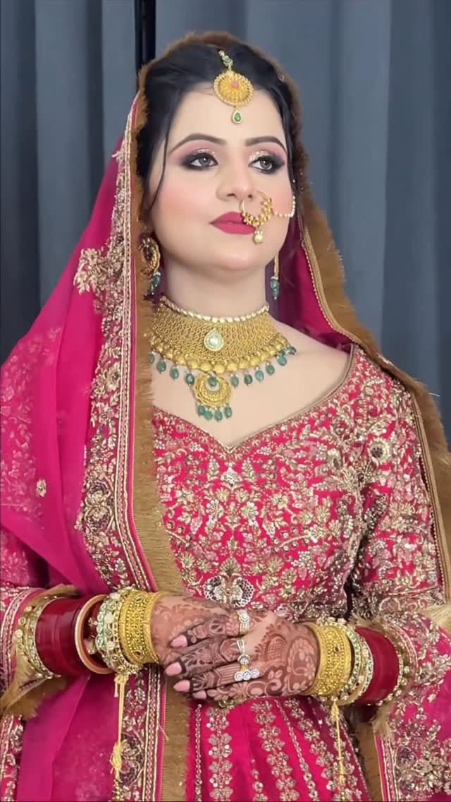Post 6 by Sahiba Butt | Makeup Artist on Instagram (video)