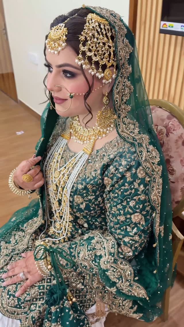 Post 10 by Sahiba Butt | Makeup Artist on Instagram (video)
