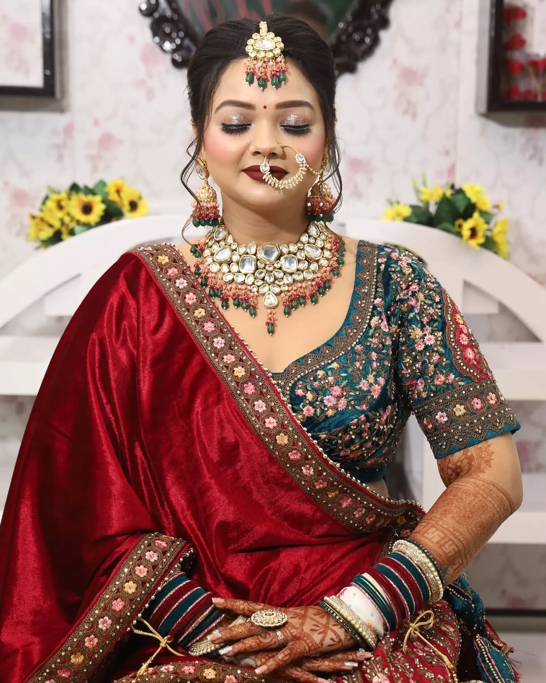 Post 10 by Neetu Goswami                      ( Makeup Artist & Educator ) on Instagram (carousel)
