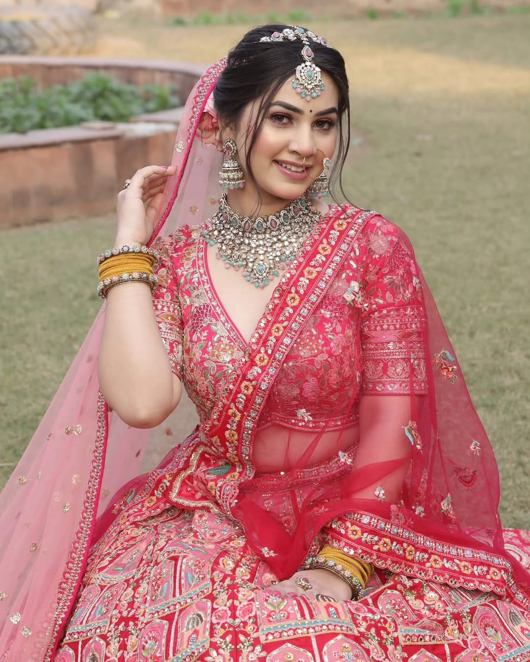 Post 8 by Neetu Goswami                      ( Makeup Artist & Educator ) on Instagram (carousel)