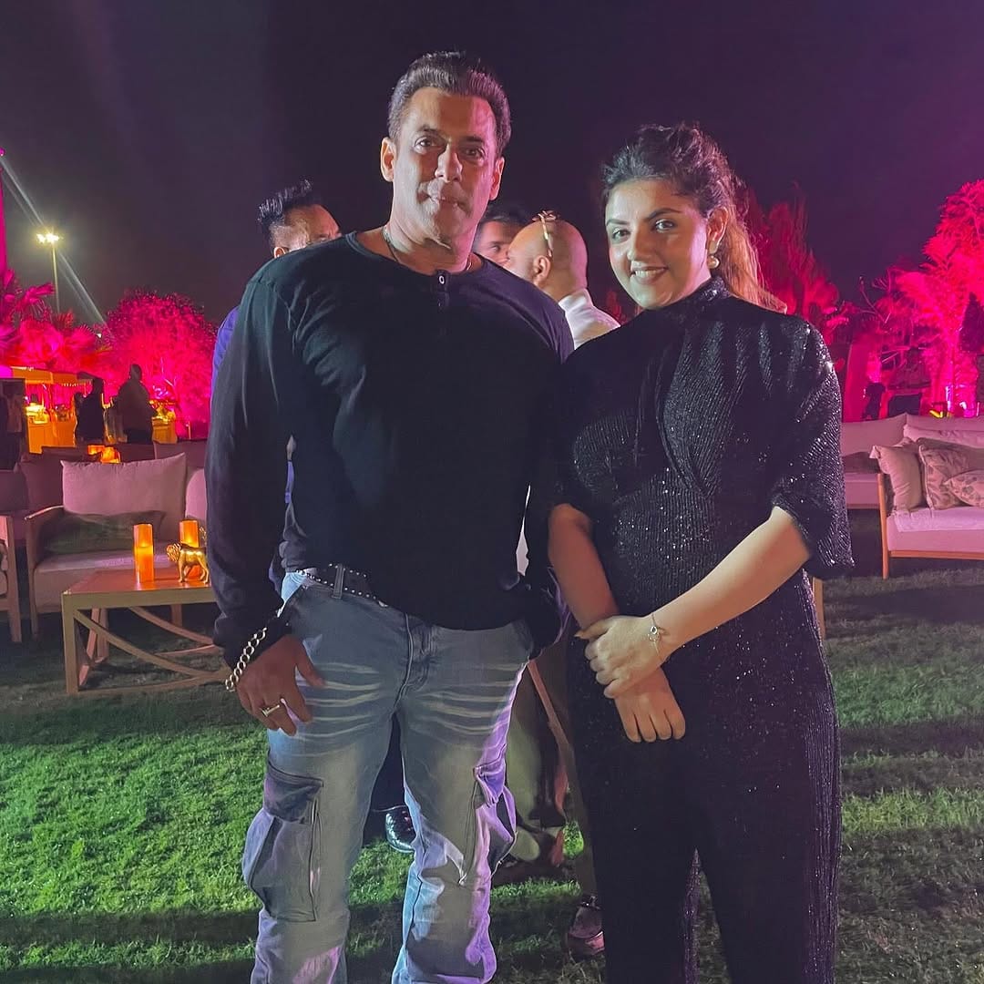 Post 10 by Vibhuti Sharma on Instagram (image)