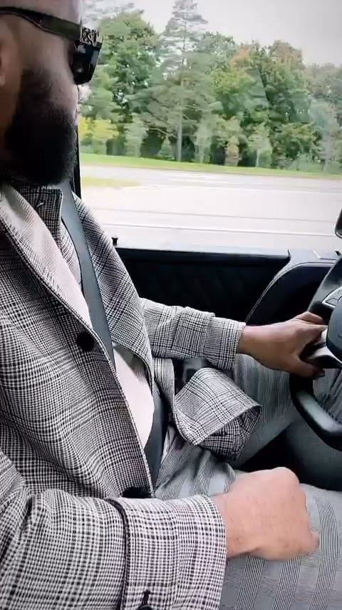 Post 2 by Signore di ˈmenē terre🏘               Raffaele moda casa on Instagram (video)