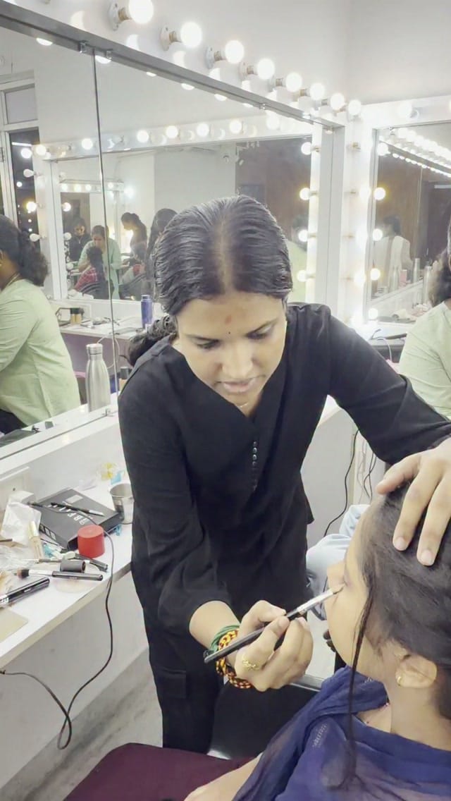 Post 5 by Priya Ravikumar on Instagram (video)