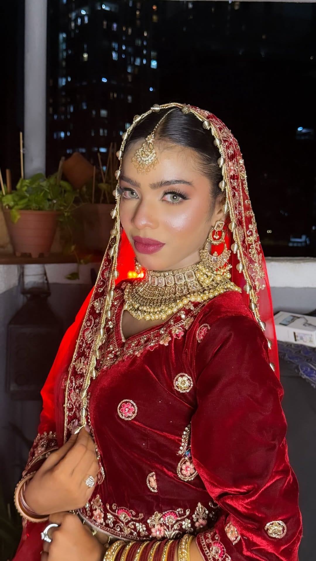 Post 8 by BRIDAL MAKEUP ARTIST | SUZAIN INAYAT SHAIKH on Instagram (video)