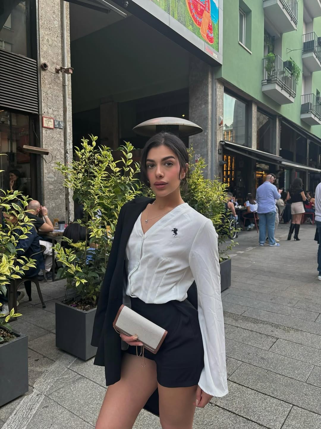 Post 8 by Alessia Foschiani on Instagram (carousel)