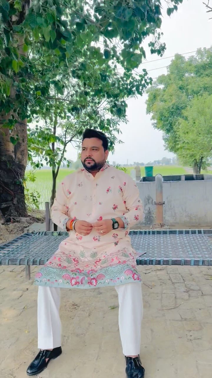 Post 6 by Gautam Jalandhari on Instagram (video)