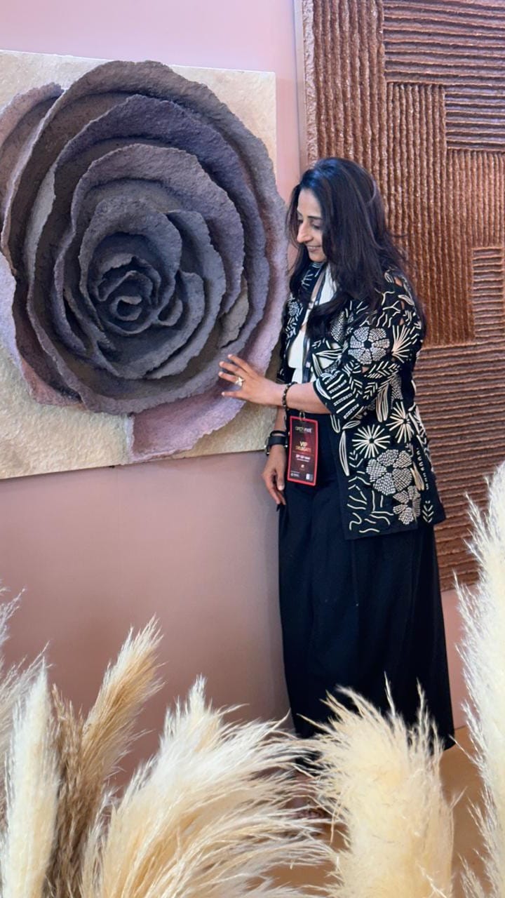 Post 8 by Shruti shah on Instagram (video)