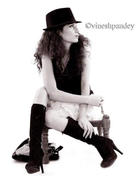 Post 7 by Vinesh Pandey on Instagram (image)