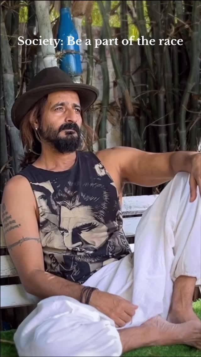 Post 3 by Vinesh Pandey on Instagram (video)