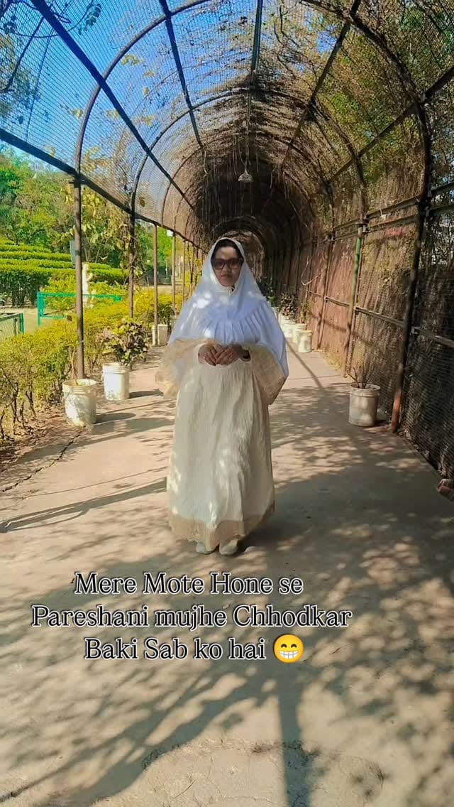 Post 5 by ❤️صغرا سیام والا on Instagram (video)