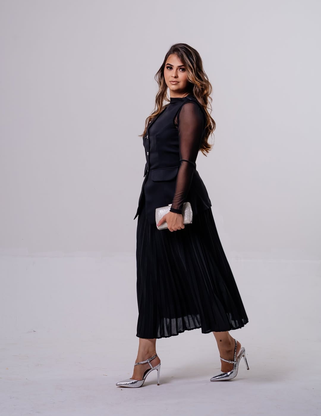 Post 2 by Abiqueila Vieira 👗 on Instagram (carousel)