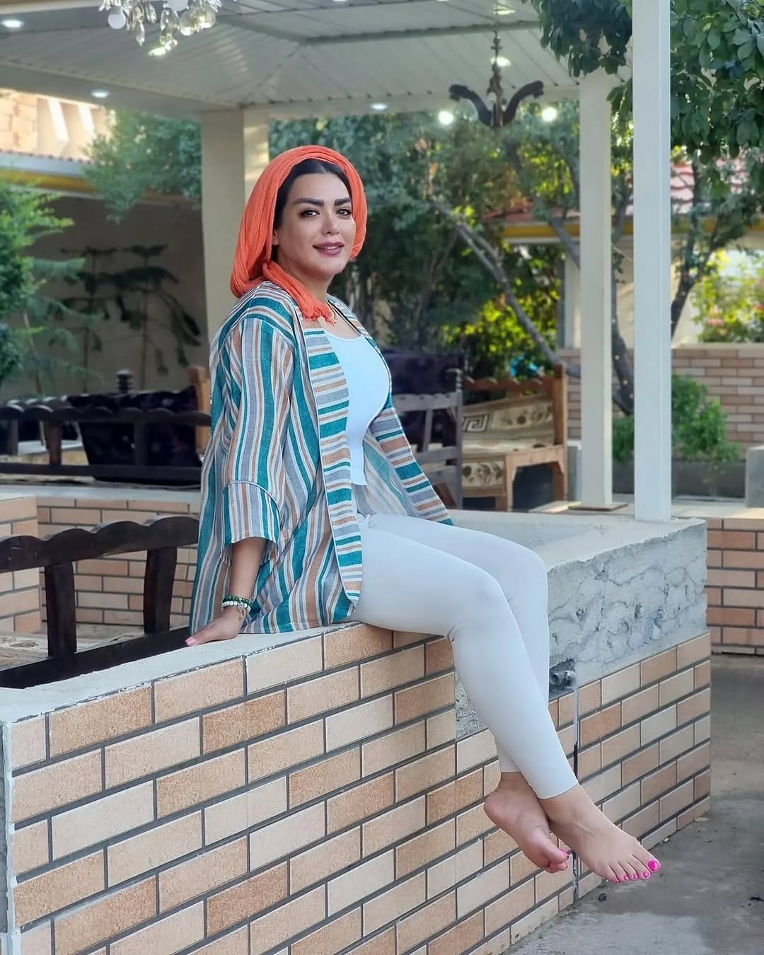 Post 2 by افسانه صالحی on Instagram (carousel)