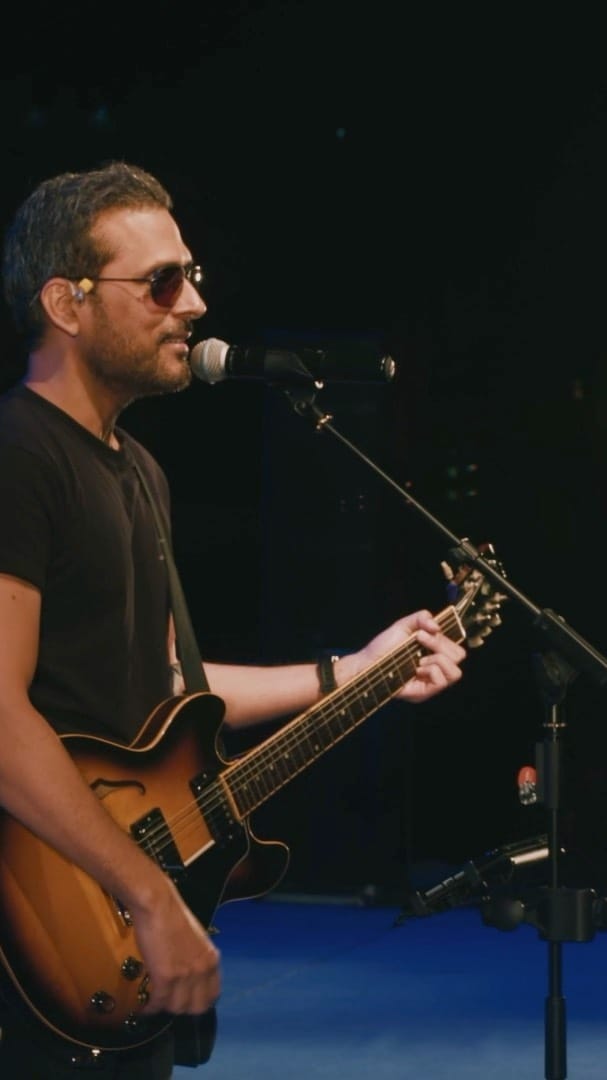 Post 7 by Strings on Instagram (video)