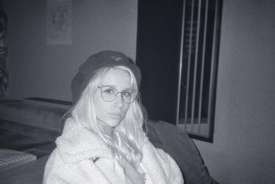 Post 8 by Alyona Tsarbell on Instagram (image)