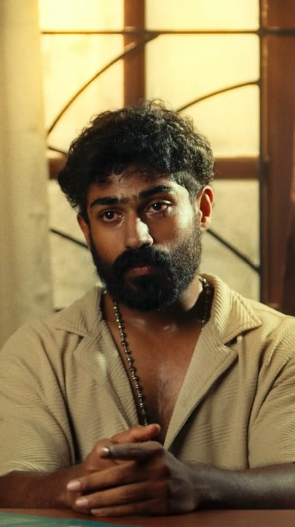 Post 10 by Gurupharan Karthikeyan on Instagram (video)