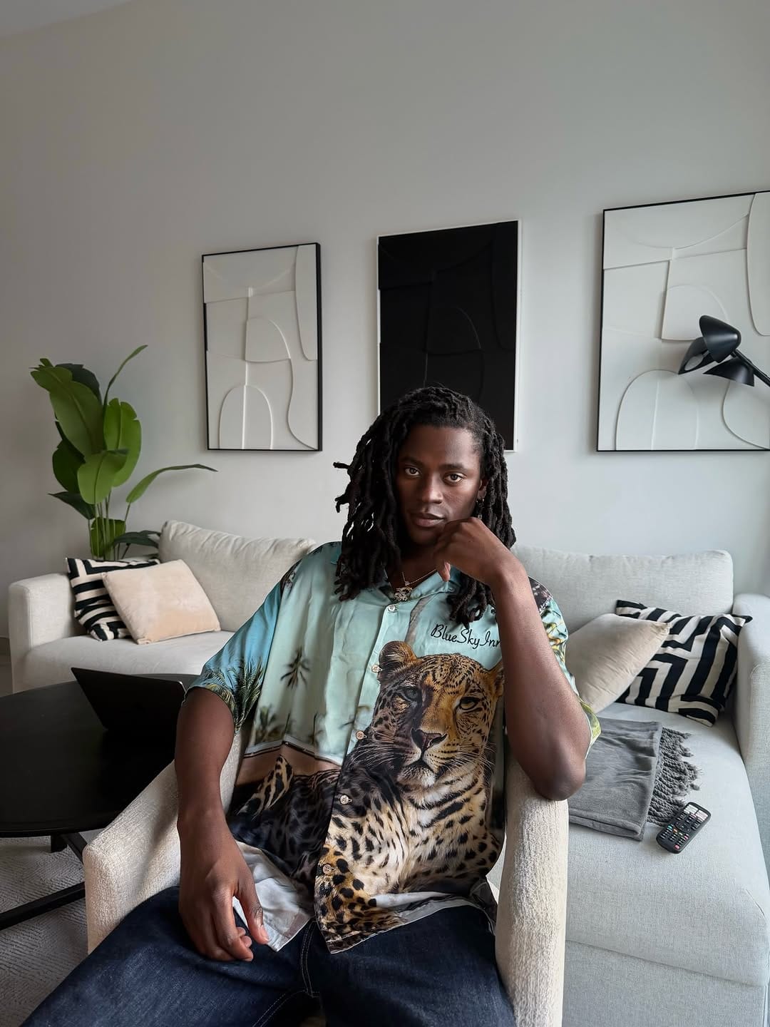 Post 4 by ✨🤴🏾𝕴𝖑 𝖕𝖗𝖎𝖓𝖈𝖎𝖕𝖊 𝖇𝖗𝖎𝖑𝖑𝖆𝖓𝖙𝖔𝖘𝖔🤴🏾✨ on Instagram (carousel)