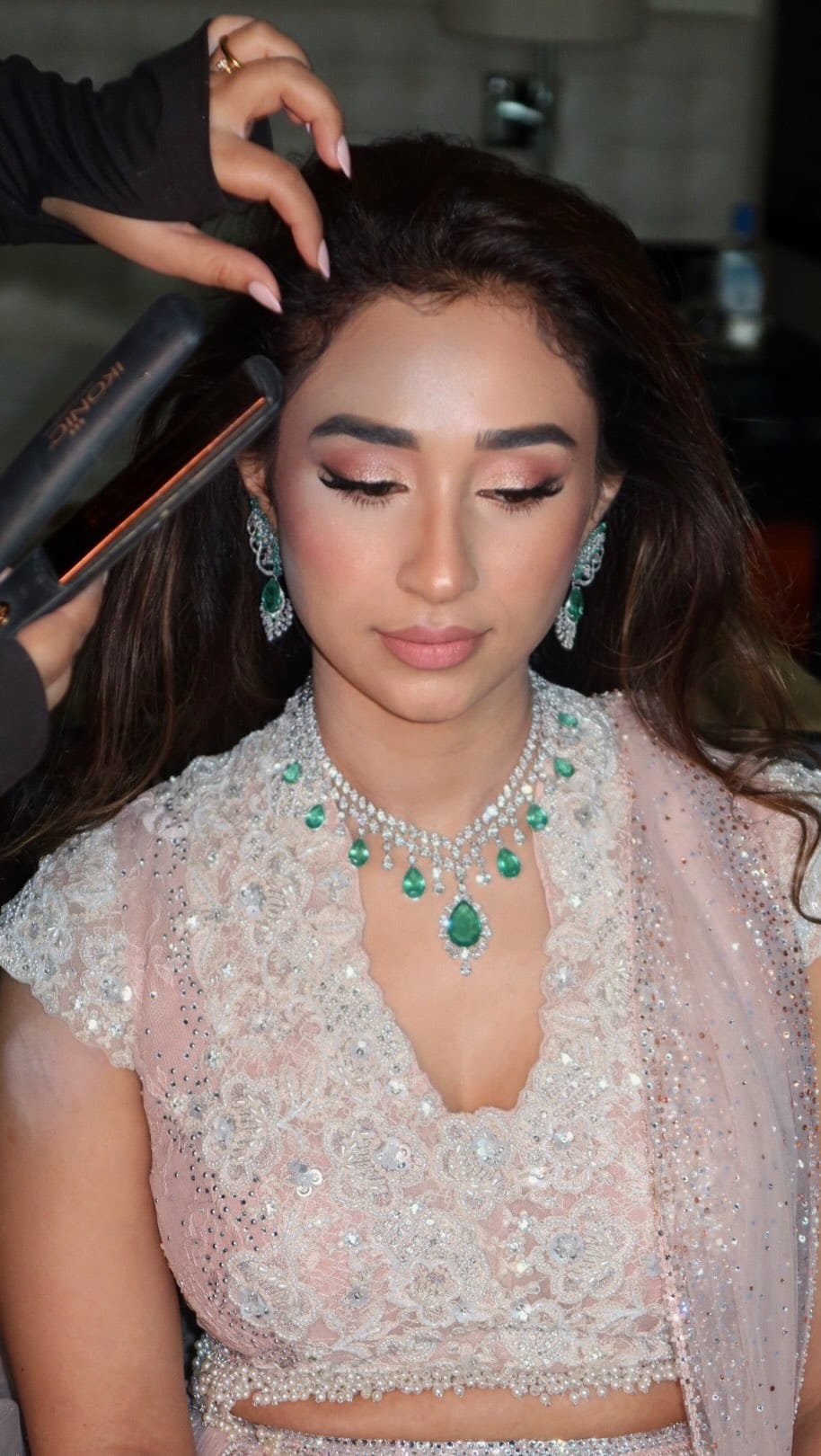 Post 2 by Rhea Nagpal | Makeup & Hair on Instagram (video)