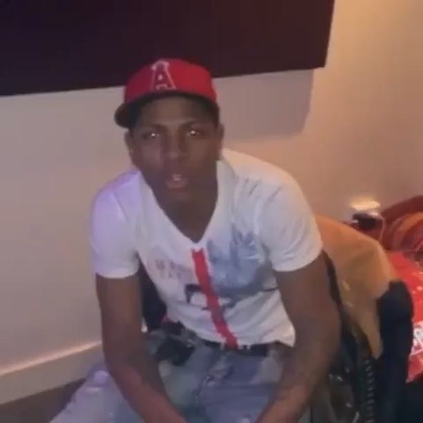Post 10 by Twizz The Kingsbury Baby 🦍💙 on Instagram (video)