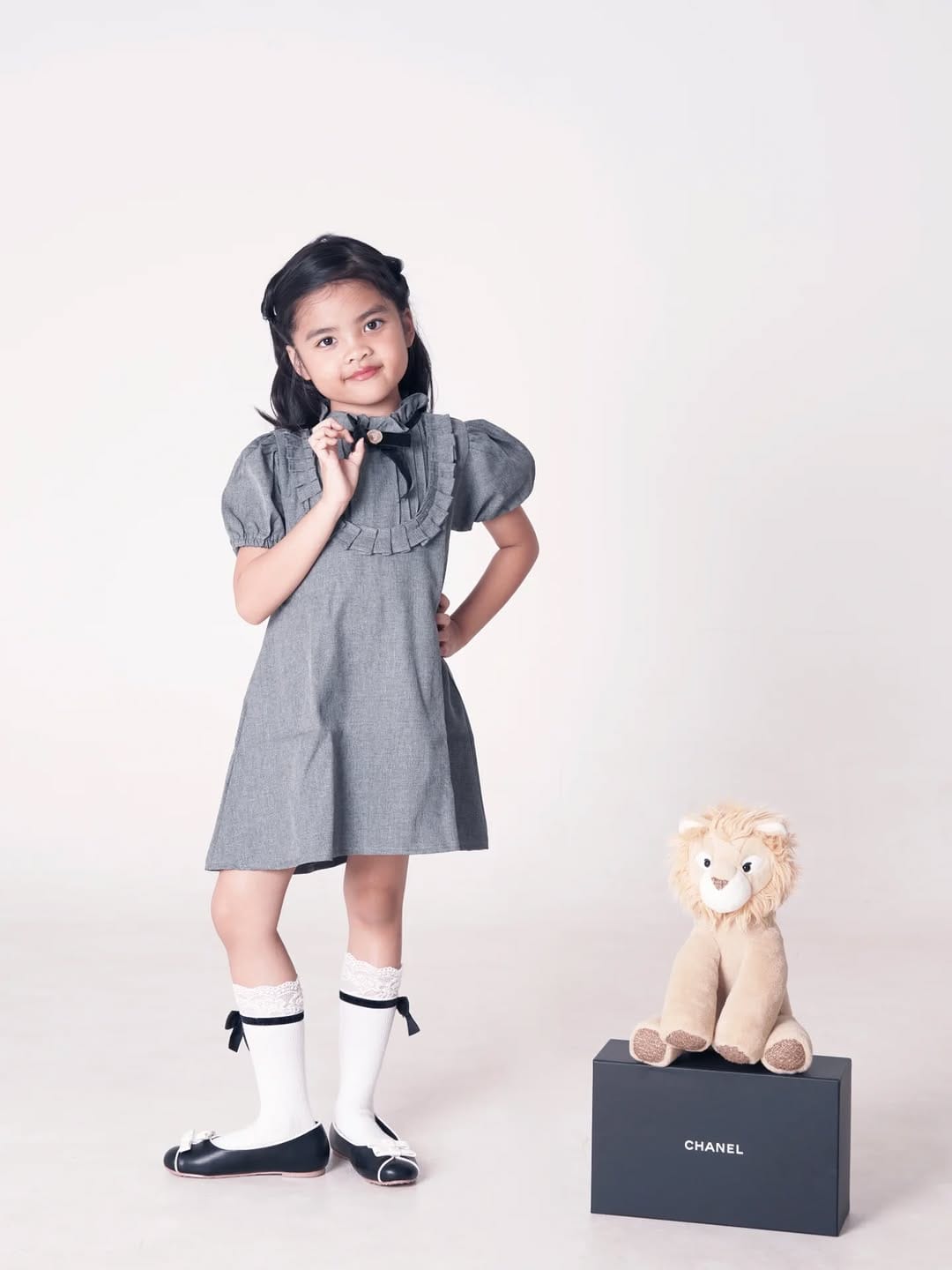 Post 4 by Sauvinia Divianna Aurelia on Instagram (carousel)