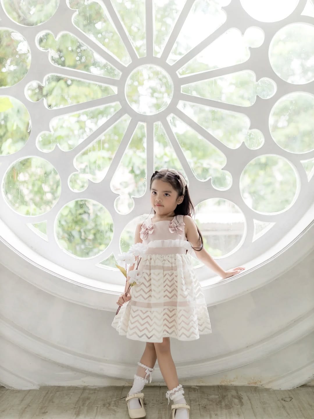 Post 5 by Sauvinia Divianna Aurelia on Instagram (carousel)