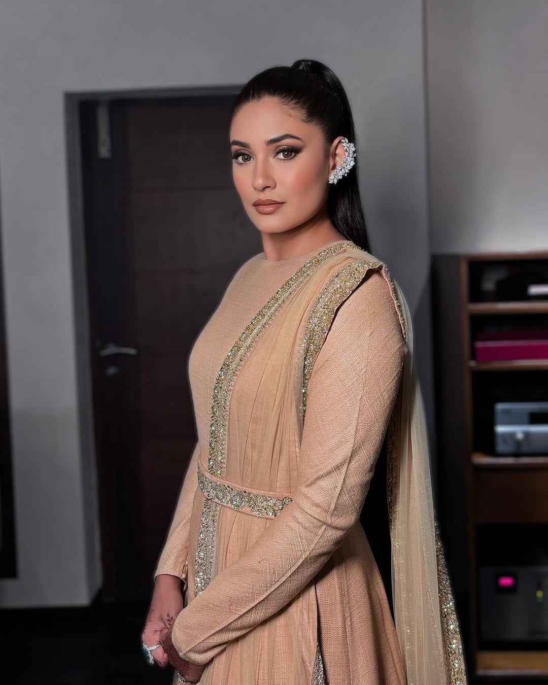 Post 10 by Hyderabad makeup artist on Instagram (image)