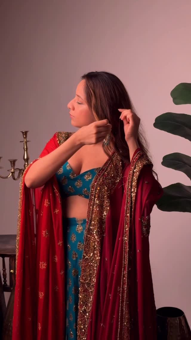 Post 9 by Simran Anand on Instagram (video)