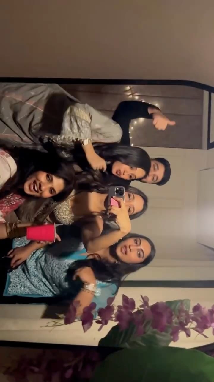 Post 5 by Simran Anand on Instagram (video)