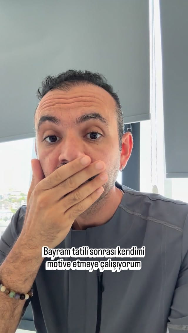 Post 4 by Doç. Dr. Akif TÜRER (Assoc.Prof.) Çene Cerrahisi Uzmanı on Instagram (video)