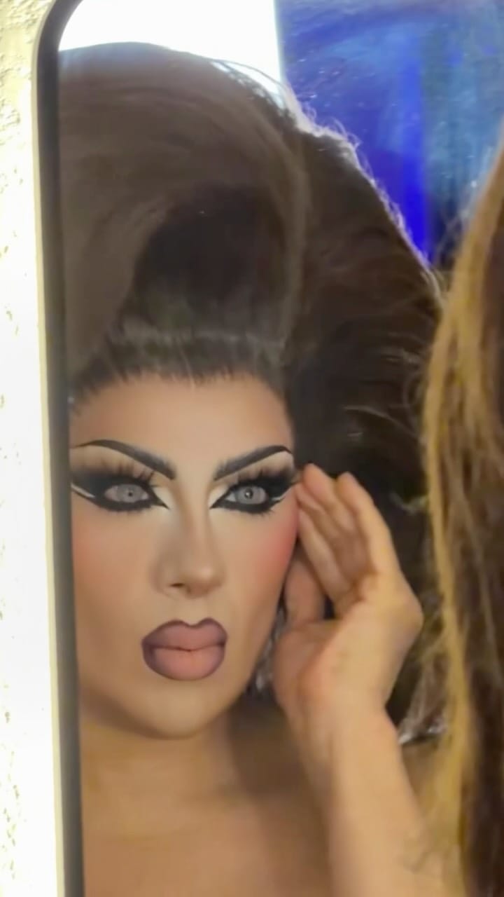 Post 2 by Regina Voce on Instagram (video)