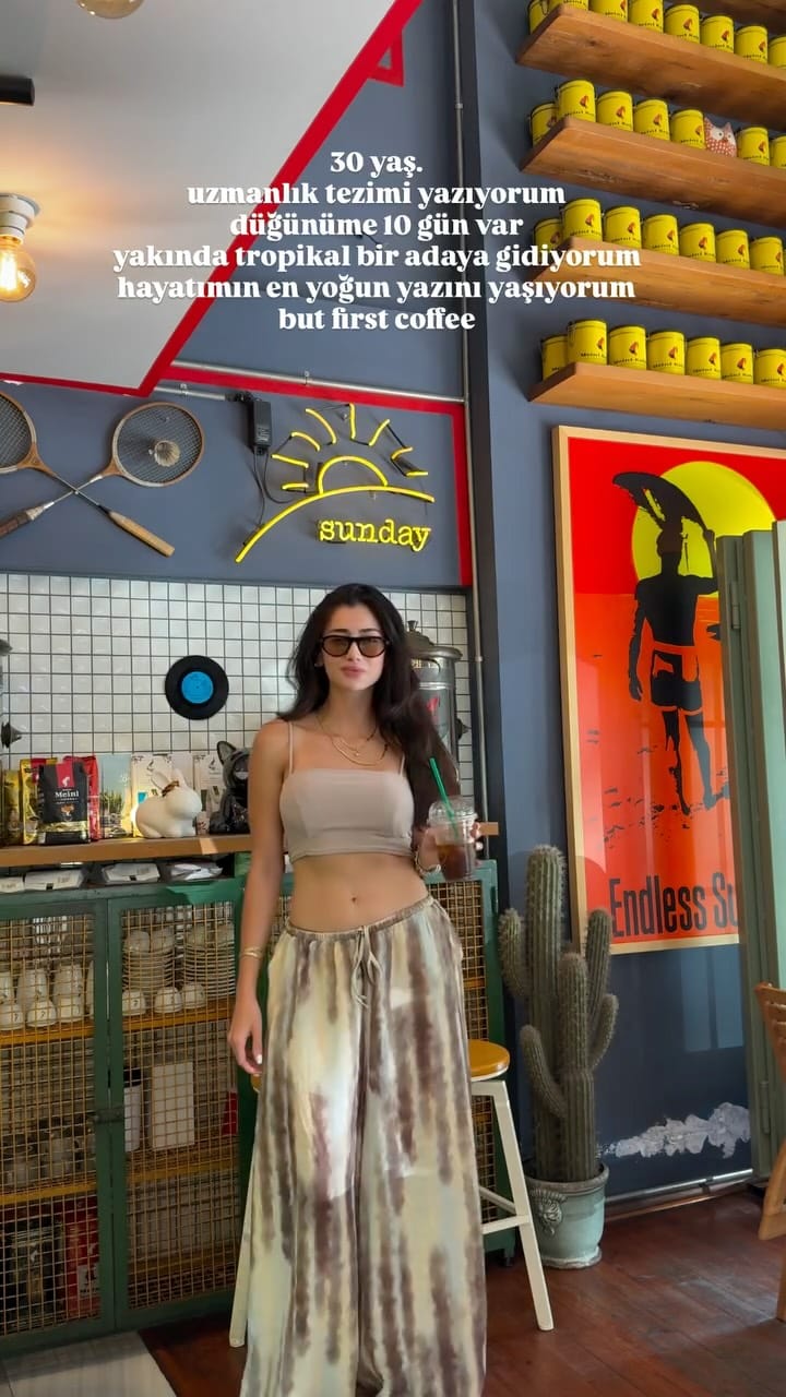 Post 4 by yağmur kocasarı on Instagram (video)