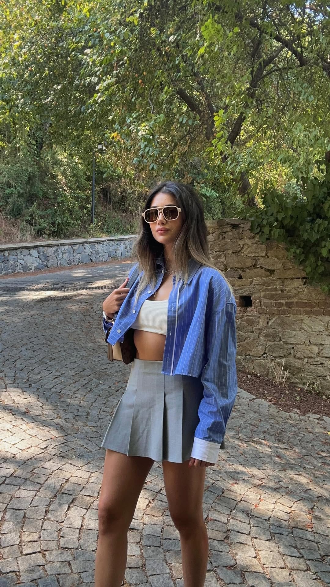Post 10 by yağmur kocasarı on Instagram (video)