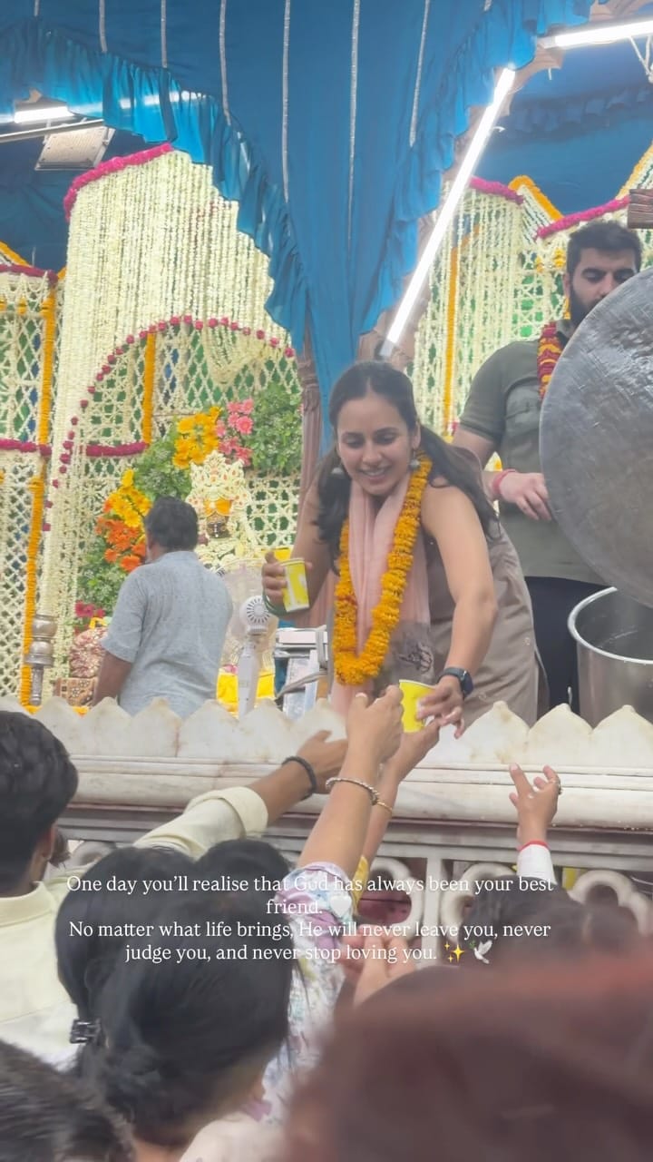 Post 1 by AKANKSHA VERMA 🧿 on Instagram (video)