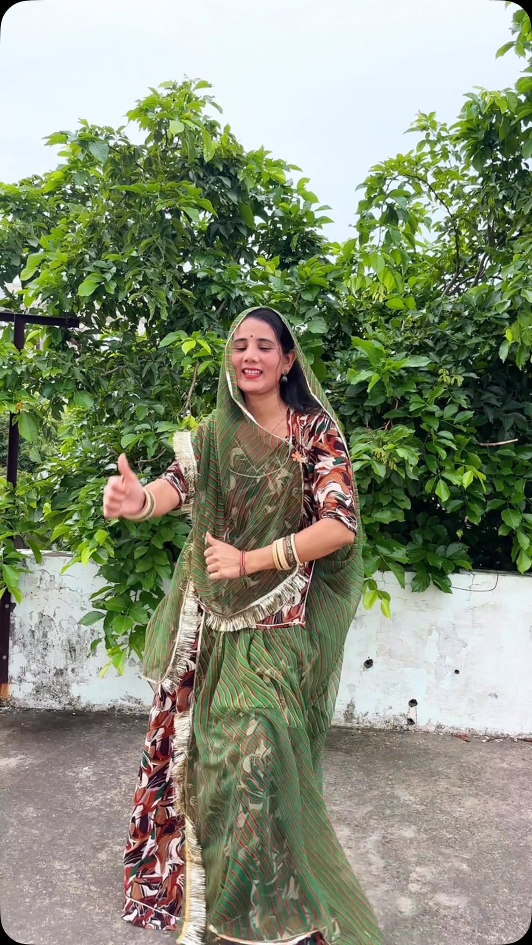 Post 6 by 𝐏𝐫𝐞𝐫𝐧𝐚 on Instagram (video)