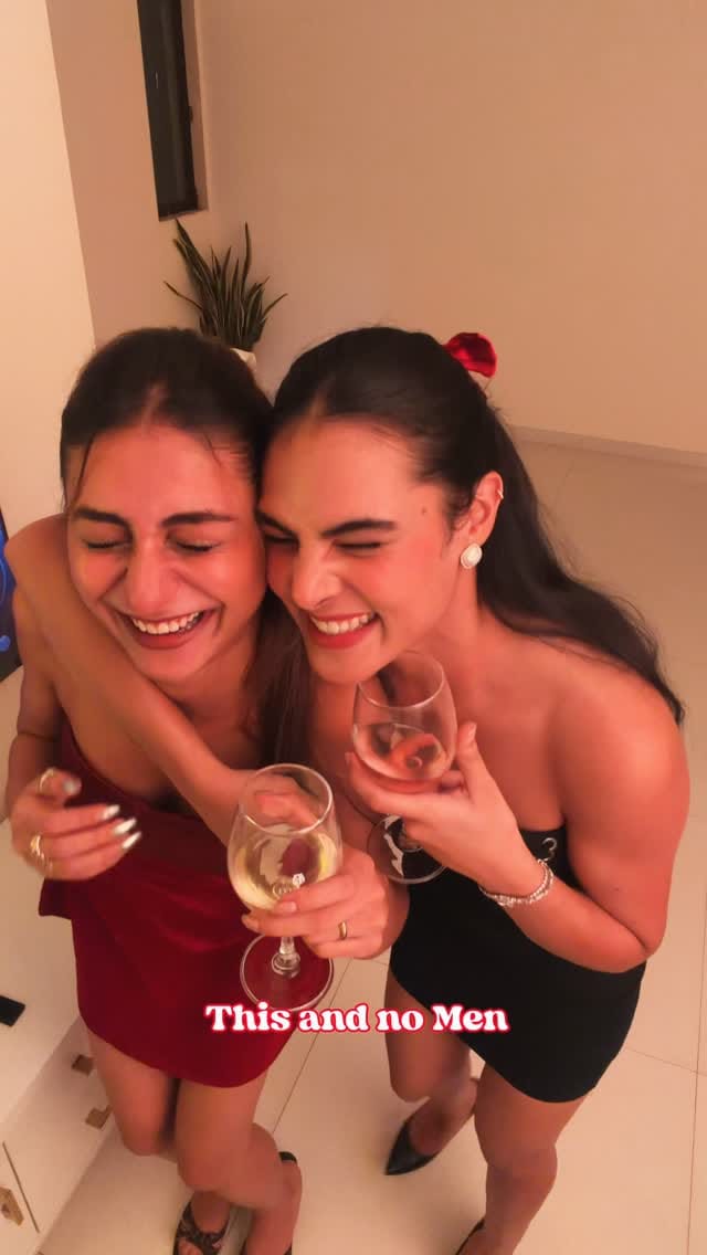 Post 2 by Samiksha Dhar on Instagram (video)