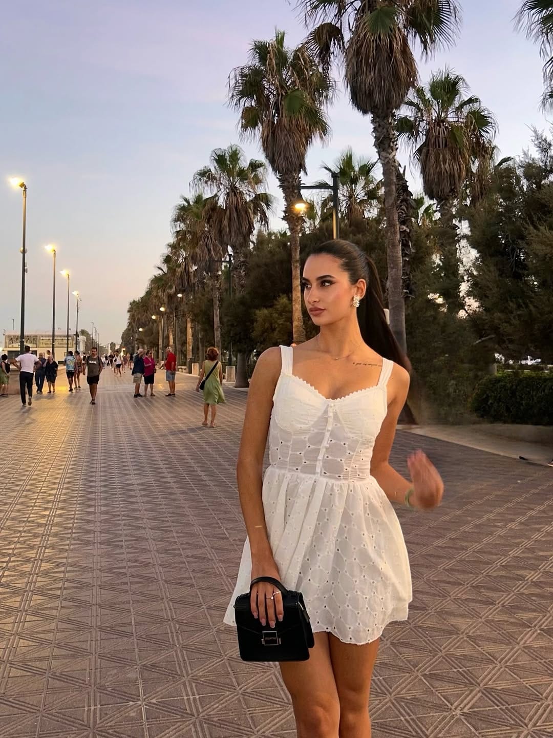 Post 7 by eleonora carrer on Instagram (carousel)