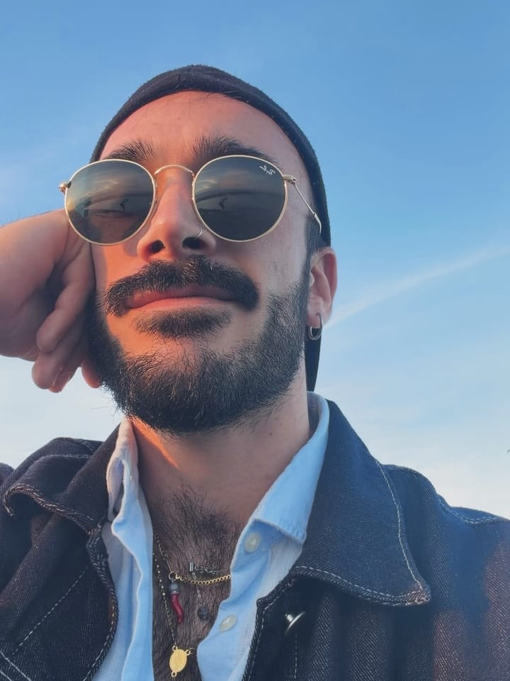Post 3 by Emilio Paccio Buonocore 🦁🌻 on Instagram (carousel)